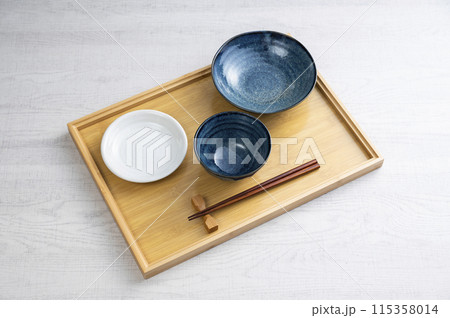 空っぽの食器 115358014