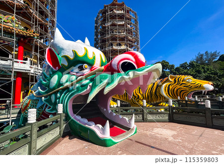 龍虎塔 工事期間中 台湾 高雄市 龍虎塔 工事期間中 台湾 高雄市 115359803