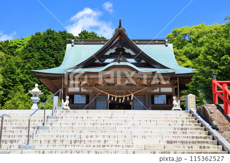 【佐賀県】快晴の鏡山稲荷神社 115362527
