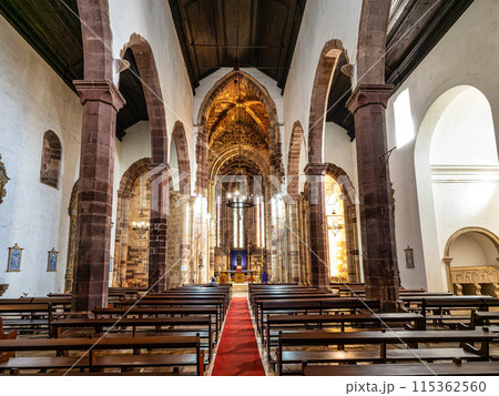 Interior of Catedral da Se, Se Cathedral at Silves, Portugal. 115362560