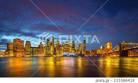 View on Manhattan at dusk View on Manhattan at dusk 115366418