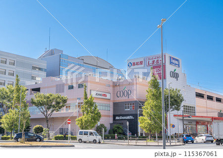 駅前風景　東戸塚駅 115367061