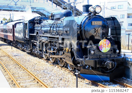 春の両毛線を力走… C6120蒸気機関車 115368247