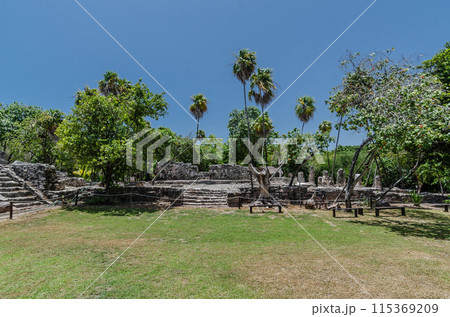 Archaeological Site of El Meco, Cancún, México 115369209