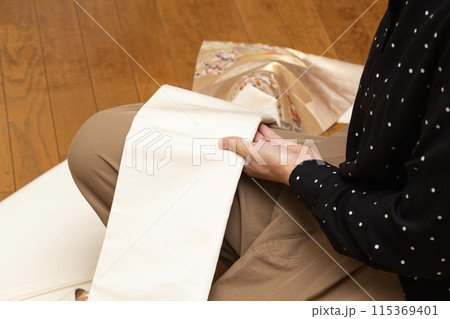 着物着付け 着物着付け 115369401