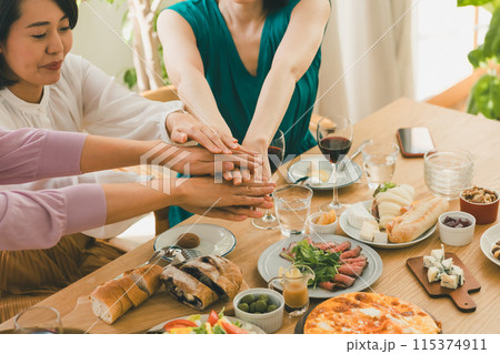 a forty-something woman 115374911