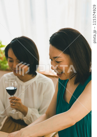 a forty-something woman 115374929