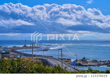 千葉県銚子市の最南端(長崎町,長崎鼻,一ノ島照射灯など)を見る 千葉県銚子市の最南端(長崎町,長崎鼻,一ノ島照射灯など)を見る 115376039