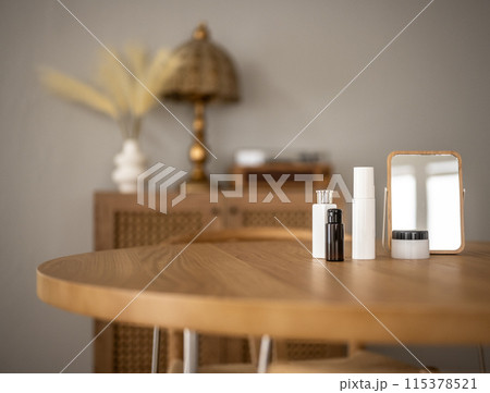 Photographs of symbolic and meaningful scenes Photographs of symbolic and meaningful scenes 115378521