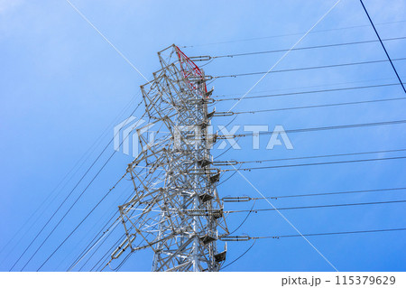 青空にそびえる鉄塔 115379629