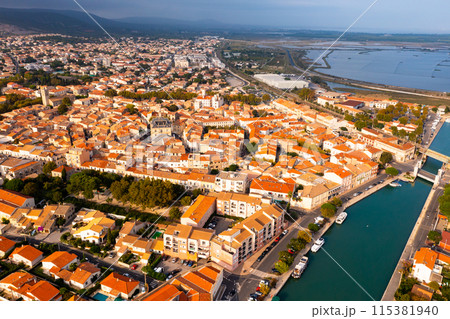 Townscape of Frontignan, France Townscape of Frontignan, France 115381940