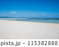 白い砂浜と青い海が美しいコンドイビーチ 115382888