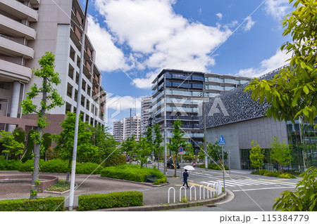 神戸市西区の地下鉄西神中央駅周辺の風景 神戸市西区の地下鉄西神中央駅周辺の風景 115384779