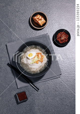 Cold naengmyeon in summer 115393154