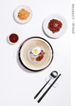 Cold naengmyeon in summer Cold naengmyeon in summer 115393392