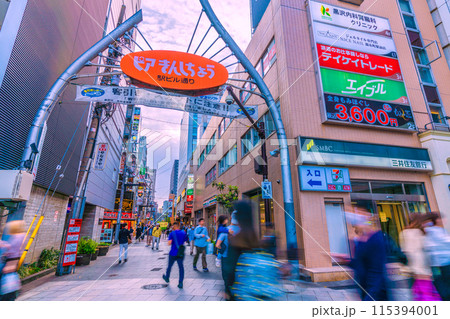 日本の東京都市景観 錦糸町前の飲み屋街・ピアきんしちょうなどを望む=令和6年4月20日 日本の東京都市景観 錦糸町前の飲み屋街・ピアきんしちょうなどを望む=令和6年4月20日 115394001