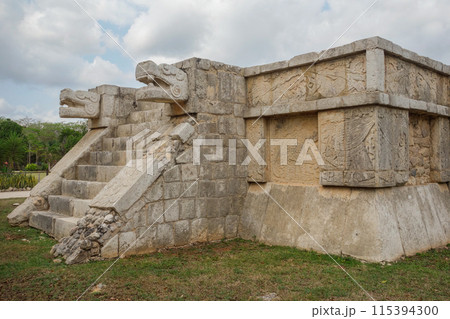 Chichen Itza archaeological complex in Yucatan Peninsula, Mexico. large pre-Columbian city Chichen Itza archaeological complex in Yucatan Peninsula, Mexico. large pre-Columbian city 115394300