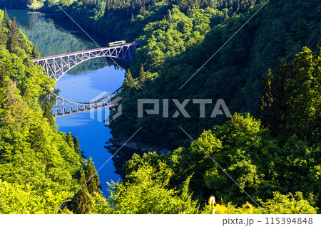【福島県・奥会津】新緑美しい、第1只見川橋梁 【福島県・奥会津】新緑美しい、第1只見川橋梁 115394848