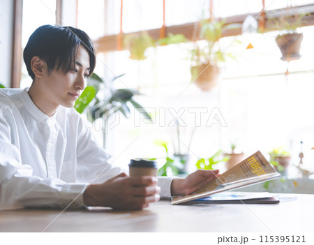 メンズポートレート 115395121