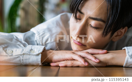 メンズポートレート 115395143