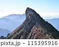 西日本最高峰の四国の霊山「石鎚山」、秋の朝 西日本最高峰の四国の霊山「石鎚山」、秋の朝 115395916