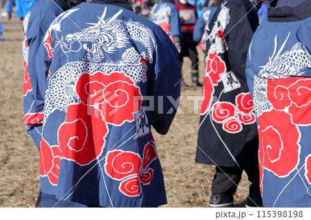 祭りの半被　竜の柄 115398198
