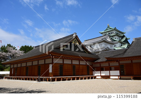 本丸御殿と天守閣（名古屋城） 115399188