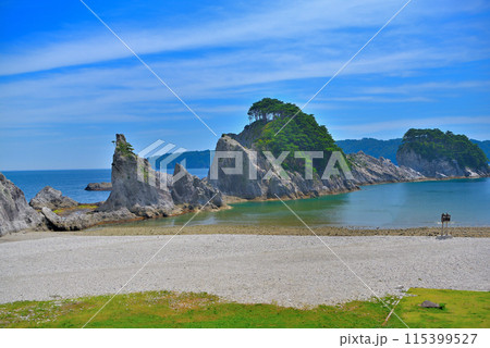 東北・浄土ヶ浜・さながら極楽浄土の如し、レストハウス展望台から眺める美しい浜・岩手県宮古市(4) 115399527