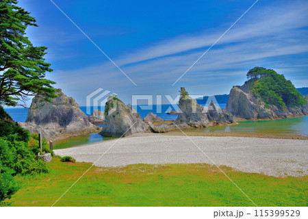 東北・浄土ヶ浜・さながら極楽浄土の如し、レストハウス展望台から眺める美しい浜・岩手県宮古市(5) 115399529