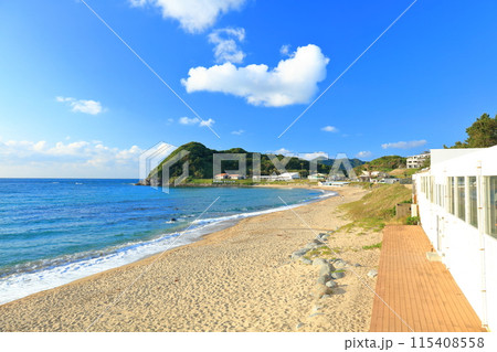 【福岡県】快晴の糸島 二見ヶ浦海岸 115408558