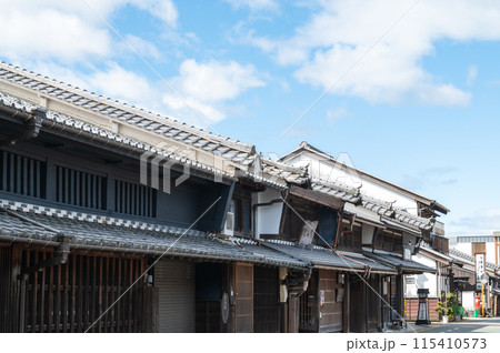 岐阜県美濃市のうだつの上がる街並み 岐阜県美濃市のうだつの上がる街並み 115410573