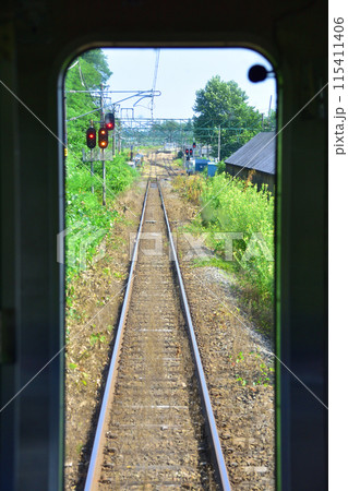 えちごトキめき鉄道妙高はねうまラインの妙高高原駅から上越妙高駅までの車窓風景(2022年夏) えちごトキめき鉄道妙高はねうまラインの妙高高原駅から上越妙高駅までの車窓風景(2022年夏) 115411406