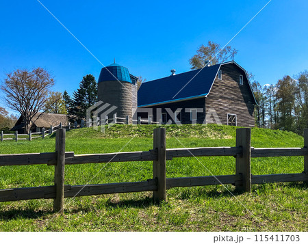 サイロのある風景 115411703