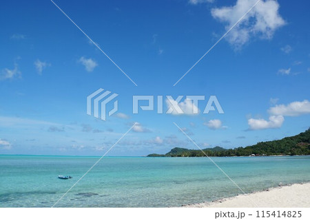 マティラビーチ　ボラボラ島 115414825