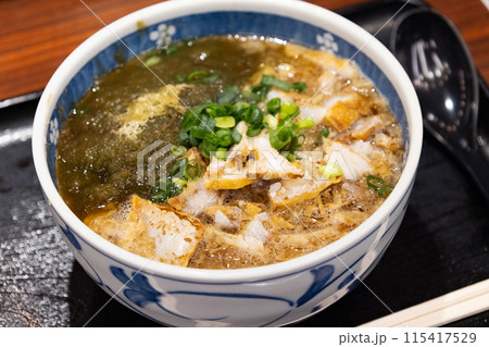 大阪　郷土料理　かすうどん 115417529