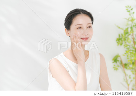 若い女性のビューティーイメージ 若い女性のビューティーイメージ 115419587
