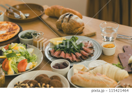 ホームパーティーで出された料理 ホームパーティーで出された料理 115421464