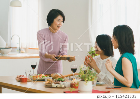 a forty-something woman 115421535