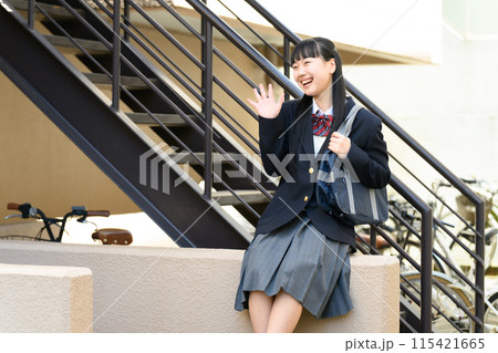 女子高生　待ち合わせ 115421665