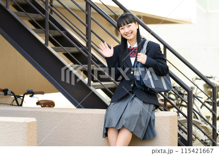 女子高生　待ち合わせ 115421667