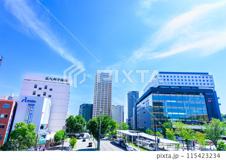 うららかな青空日和に映える熊本駅周辺風景 (熊本駅白川口(東口)駅前広場)【広場から観える風景】 うららかな青空日和に映える熊本駅周辺風景 (熊本駅白川口(東口)駅前広場)【広場から観える風景】 115423234