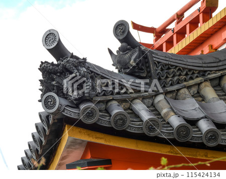 清水寺　三重塔の龍瓦 115424134