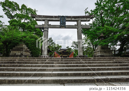 豊国神社　大鳥居 115424356