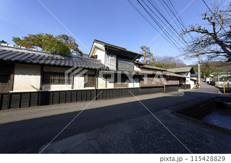 中山道 茂田井宿の町並み 115428829