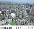 タワーの上から見た大阪の街 115429526