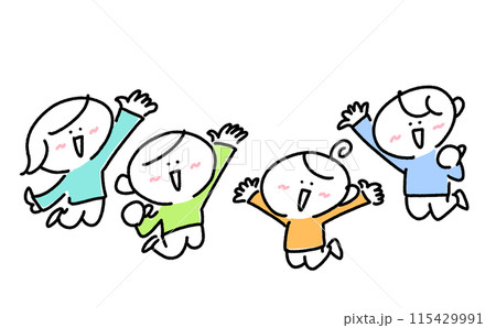 笑顔でジャンプをして盛り上がる4人家族 115429991