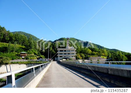 長野県大町市_大町ダム3_2023年8月 115435287