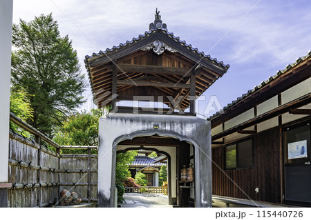 伊予大島 高龍寺 山門 愛媛県今治市 伊予大島 高龍寺 山門 愛媛県今治市 115440726