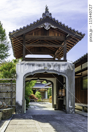 伊予大島 高龍寺 山門 愛媛県今治市 伊予大島 高龍寺 山門 愛媛県今治市 115440727