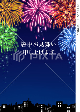 暑中見舞い　打ち上げ花火と街並み　縦長 115441148